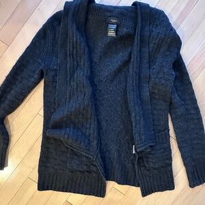 Aritzia Cable Knit Women's cashmere blend sweater